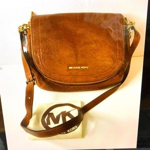 Micheal Kors Stanthorpe Medium Shoulder Bag